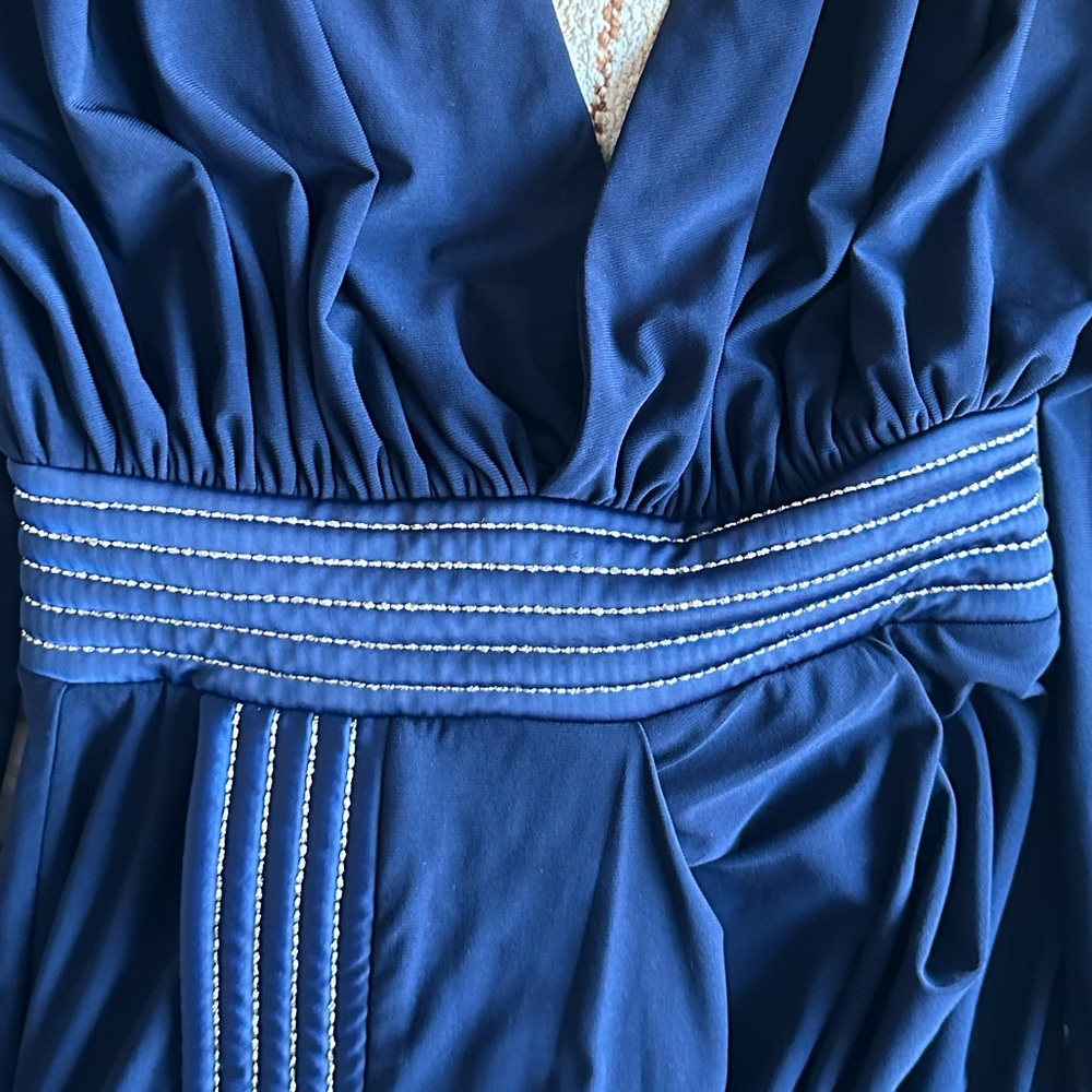 Zhivago Ready Gown Size 2/Extra Small - Picture 11 of 11